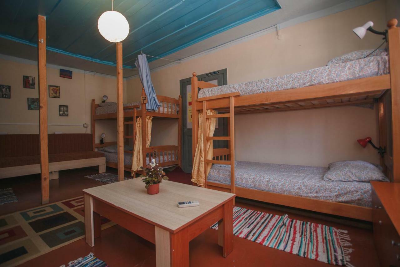 The Wanderers Hostel Shkodër Exteriör bild