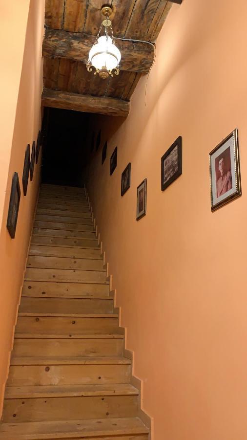 The Wanderers Hostel Shkodër Exteriör bild